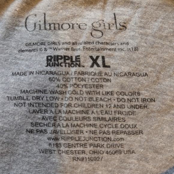Luke's Gilmore Girls Grey T-shirt shrunk - Picture 6 of 6